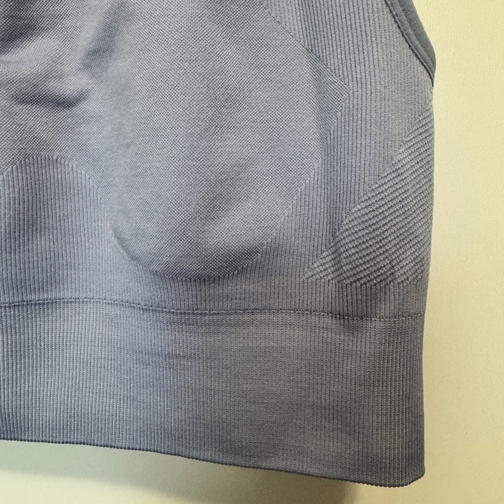Knix Sport Bra Lavender - Picture 4 of 6